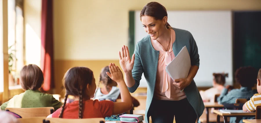 Read more about the article Global Teachers Report High Job Satisfaction and Growing Support, Says OECD